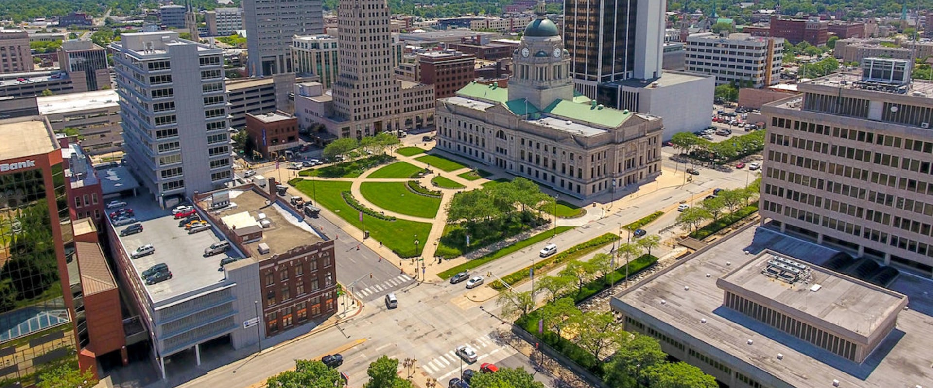 How large is fort wayne indiana?